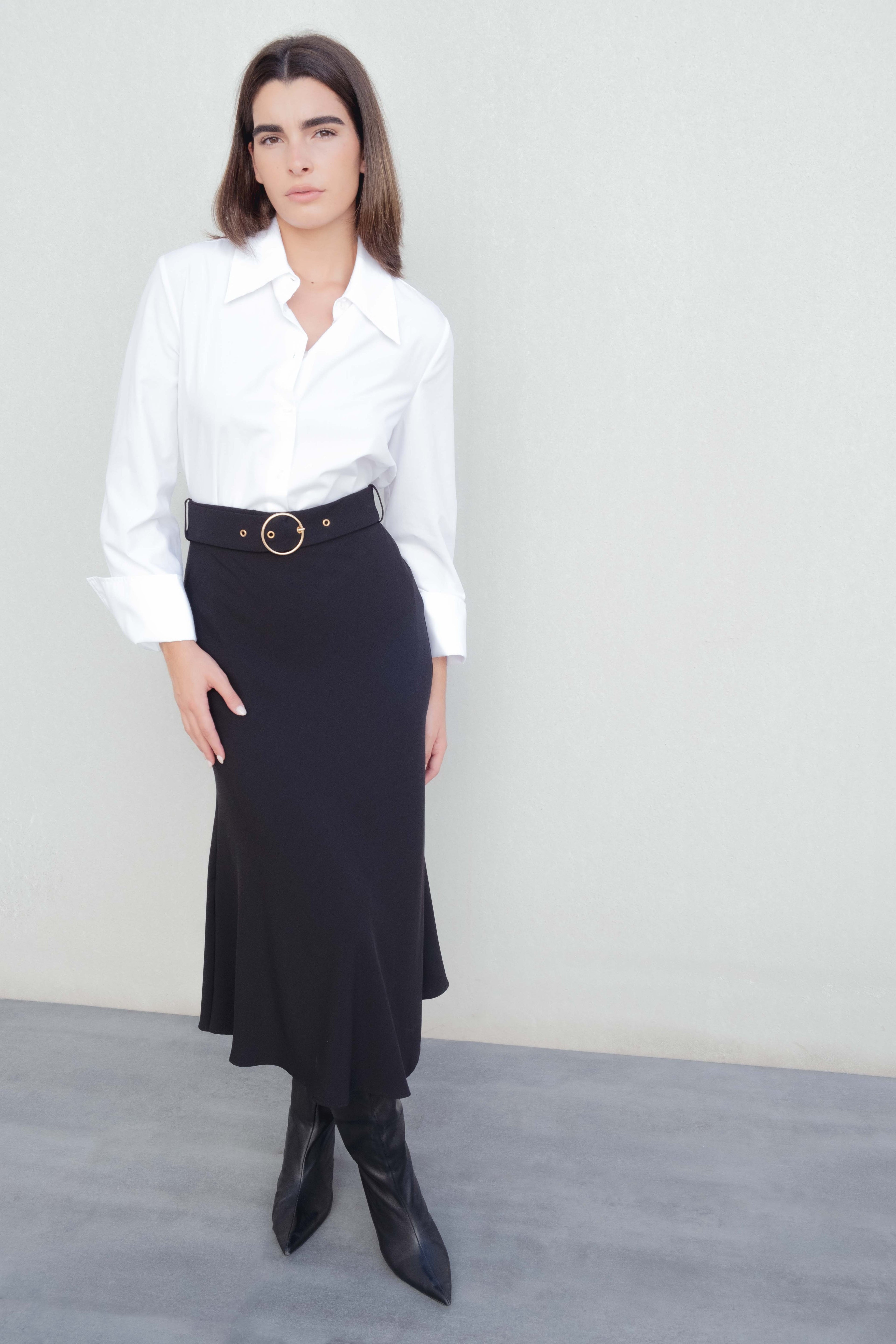 FALDA MIDI CON CINTURON