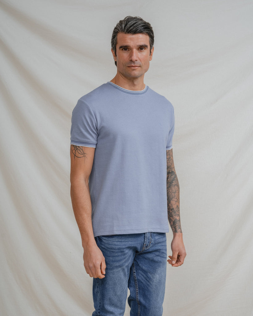 CAMISETA ESTRUCTURA LINEA CONTRASTE